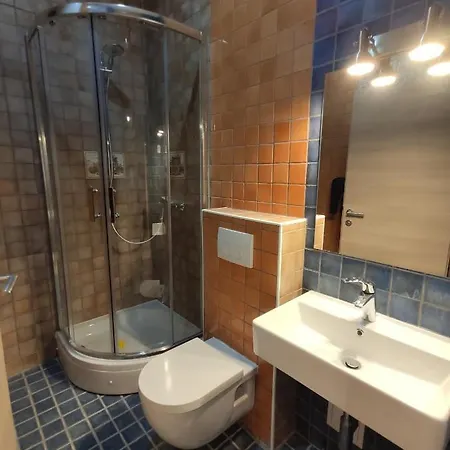 Cross Street 4 Vendégház Ljubljana