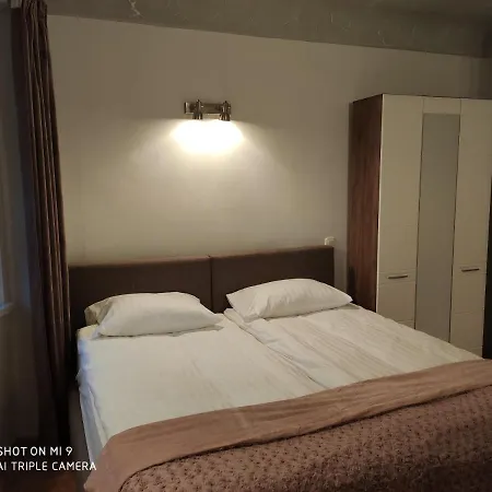 Cross Street 4 Vendégház Ljubljana