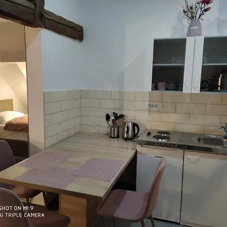 Vendégház Cross Street 4 3*