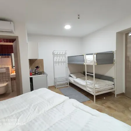 Vendégház Cross Street 4 3*