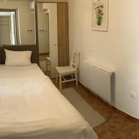 Guest house Cross Street 4