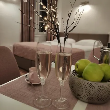 Cross Street 4 Guest house 3*